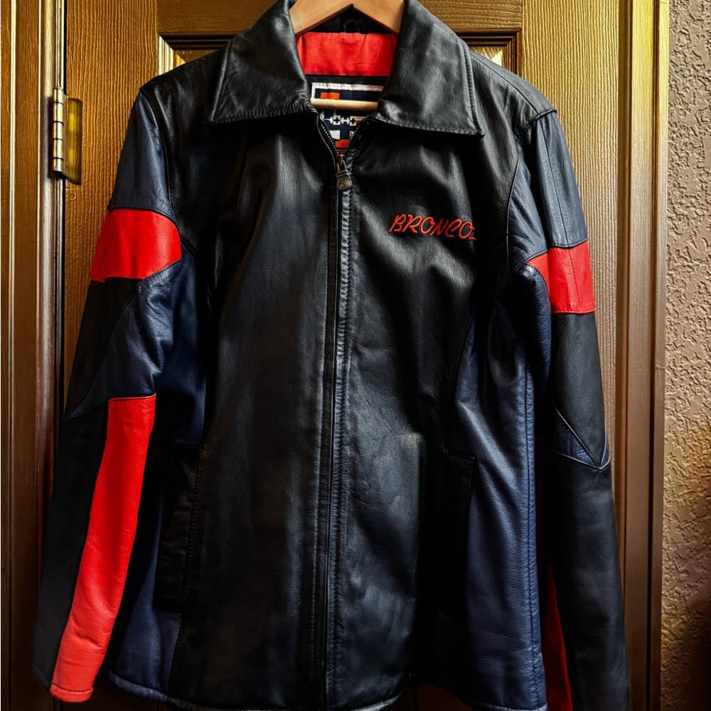 Denver Broncos Women’s Fitted Leather Jacket Med